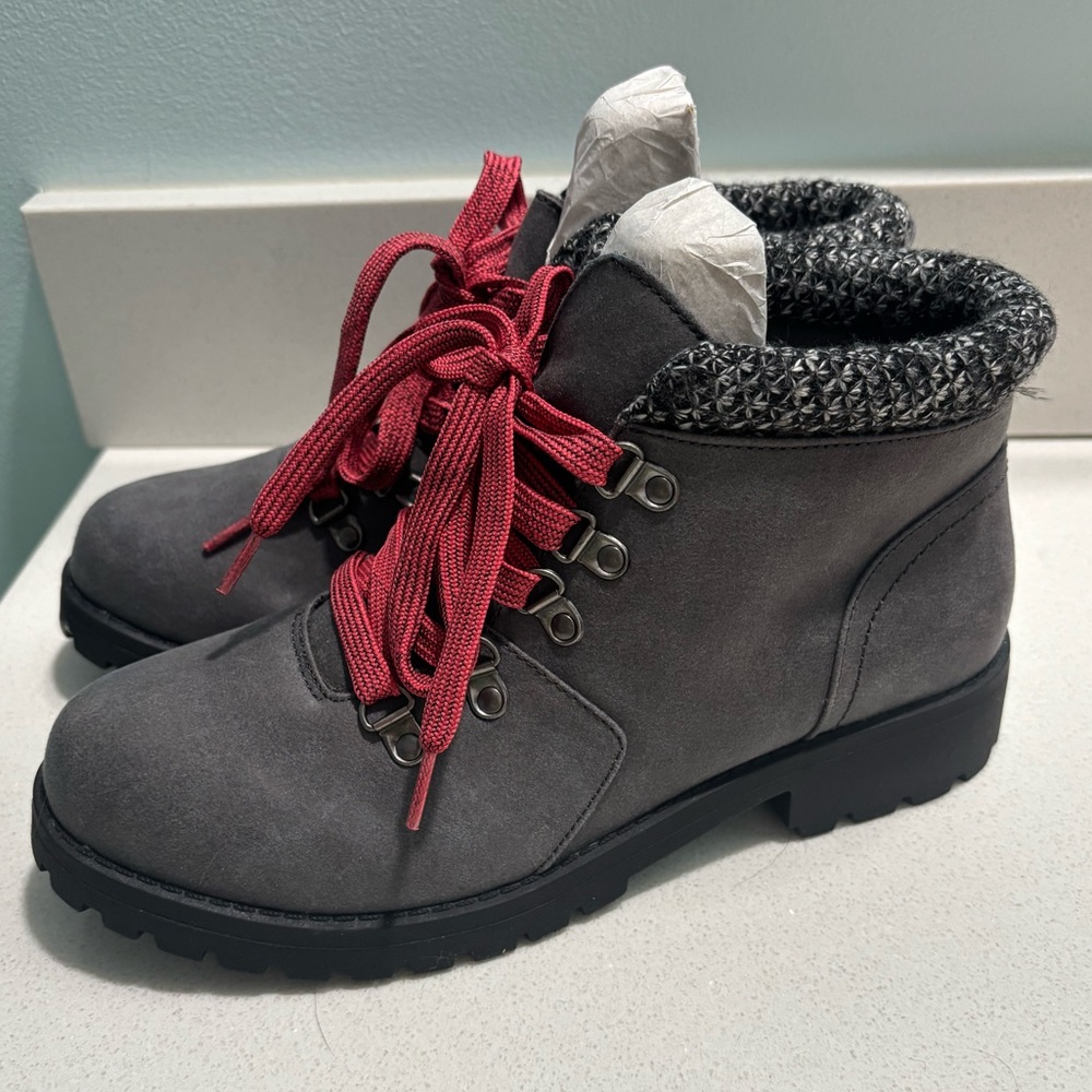 White Mountain Winter Boots Fishermancore Womens Size 8